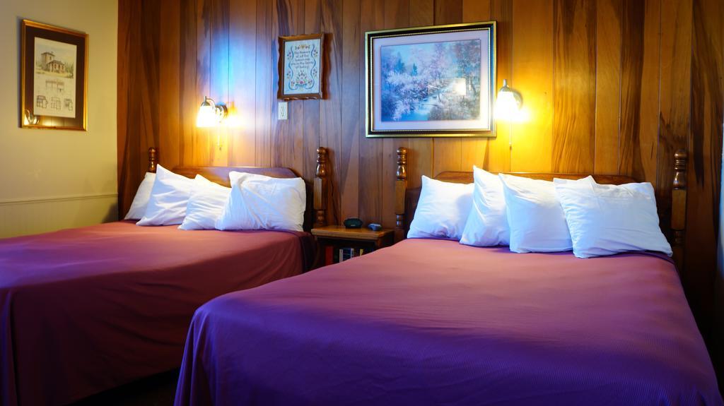 Harbor Haus Inn & Suites Hermann Szoba fotó